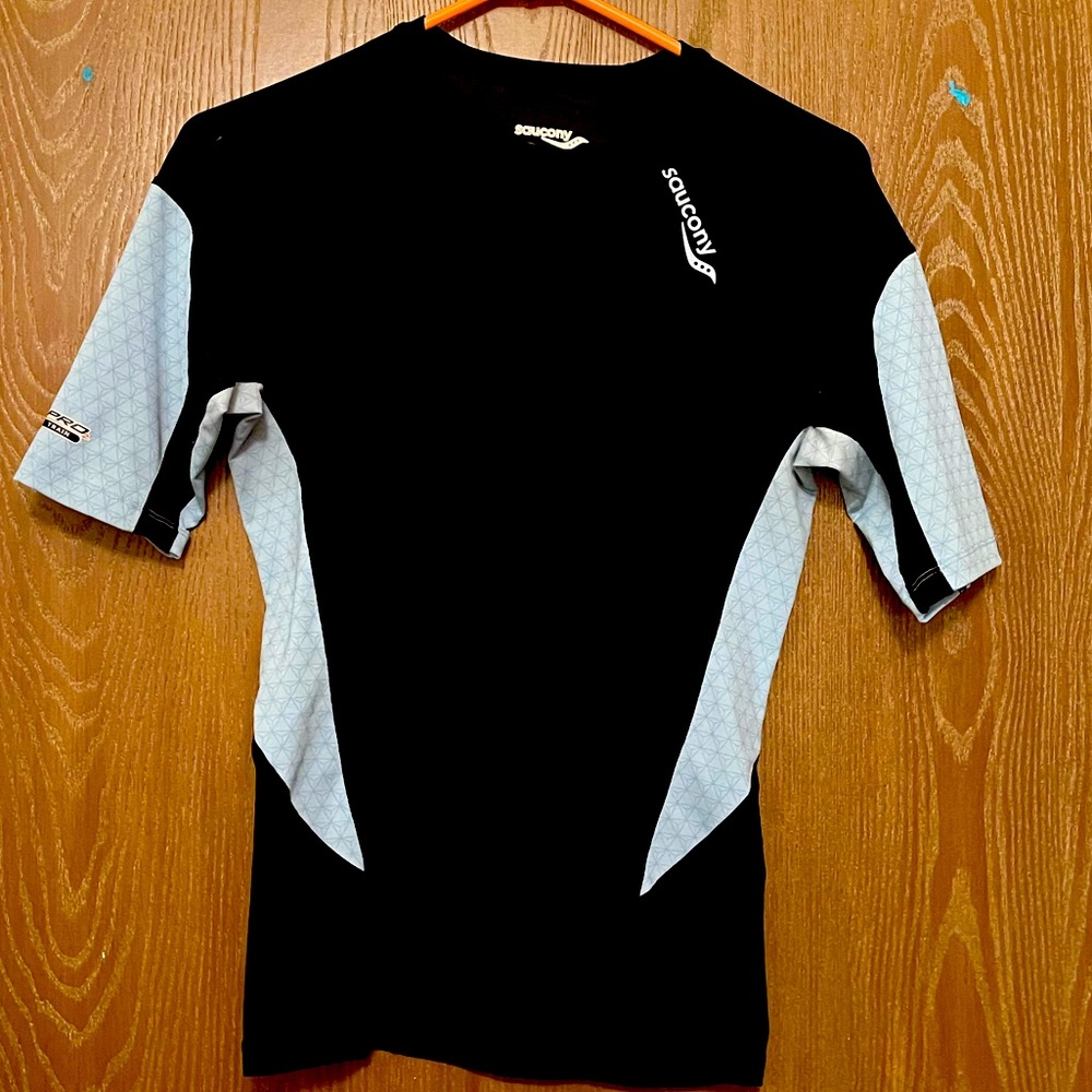 Short sleeve shirt
